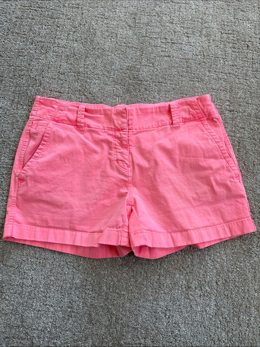 Vineyard Vines Pink Shorts size 4
